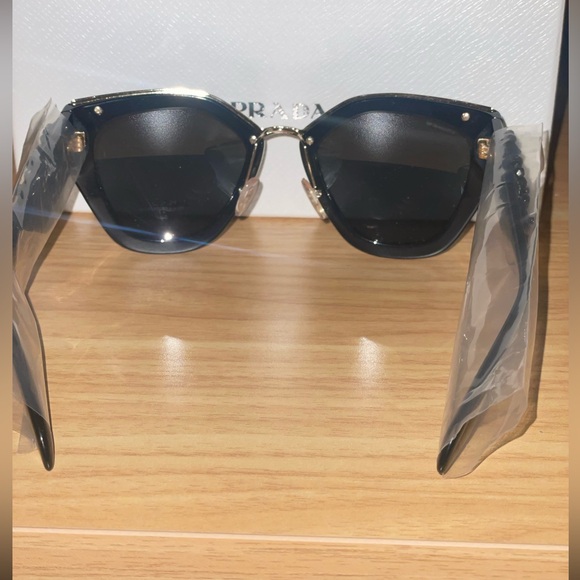 NEW Authentic PRADA Ornate Beaded Irregular Sunglasses in Black SPR 10T - Picture 7 of 10